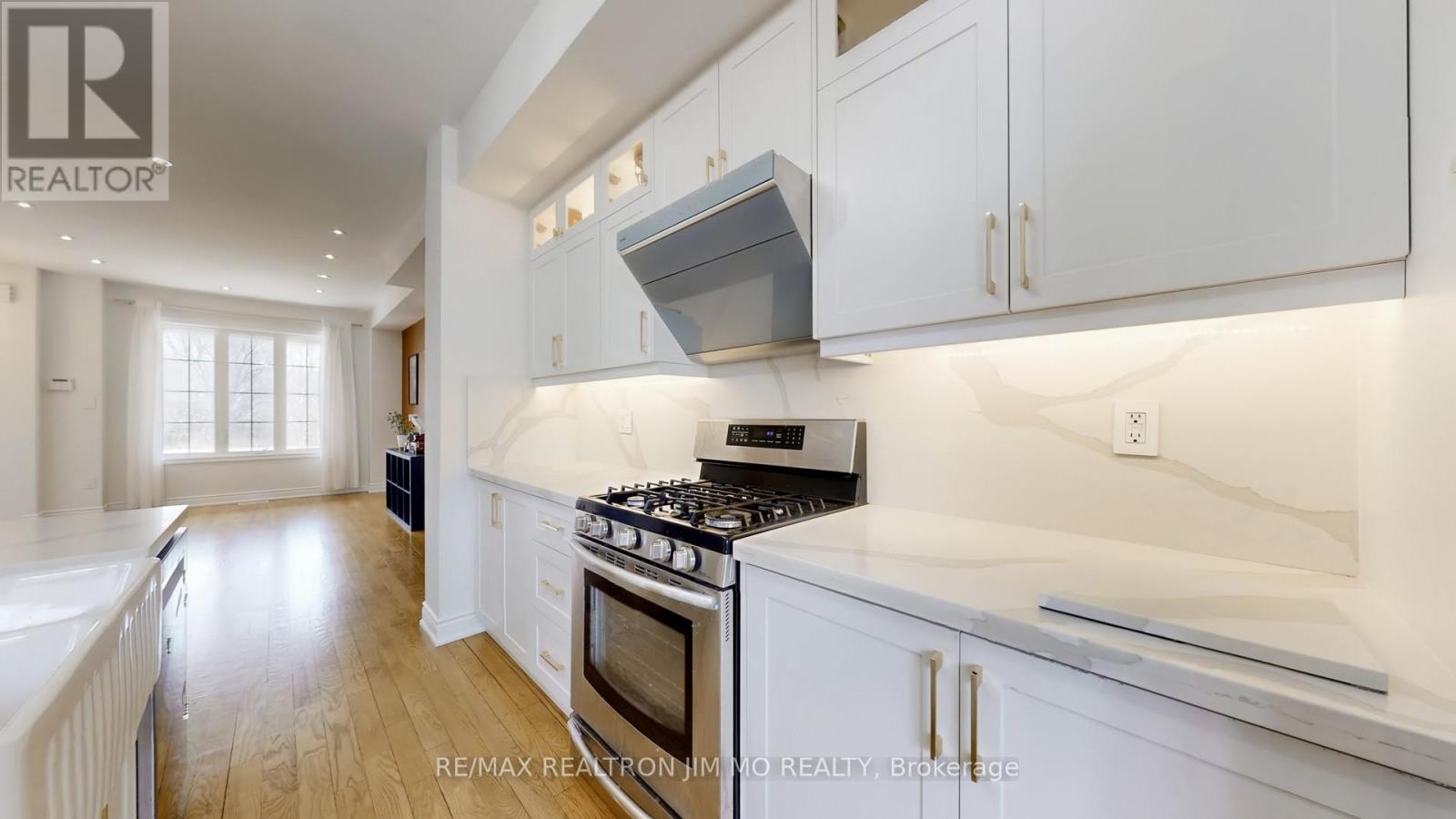 1772 Donald Cousens Parkway, Markham, Ontario  L6B 0V5 - Photo 10 - N12933702