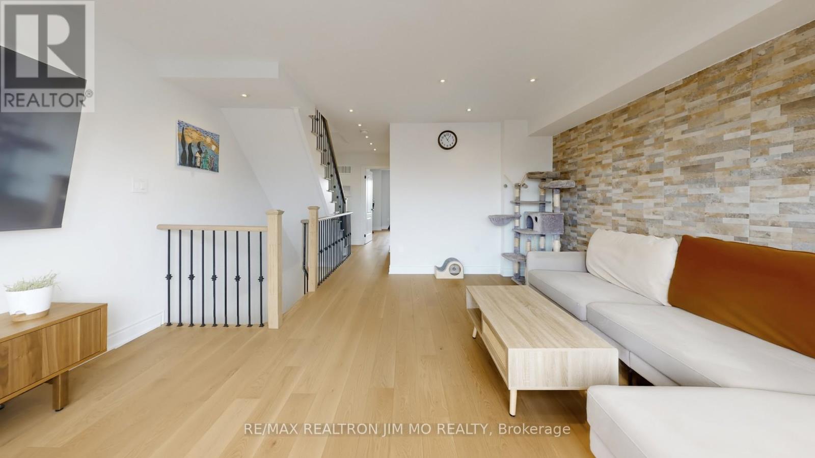 1772 Donald Cousens Parkway, Markham, Ontario  L6B 0V5 - Photo 17 - N12933702