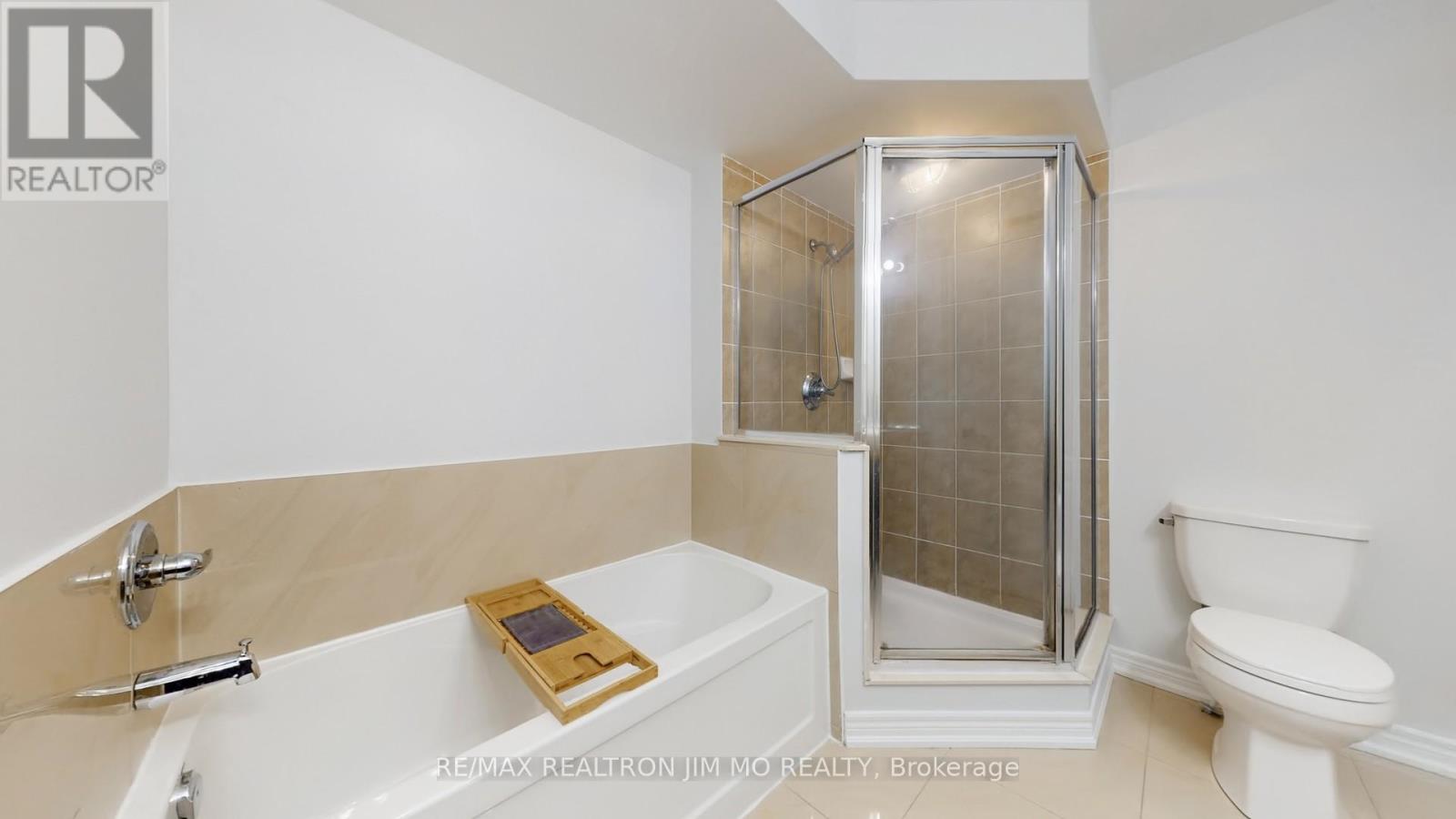 1772 Donald Cousens Parkway, Markham, Ontario  L6B 0V5 - Photo 22 - N12933702