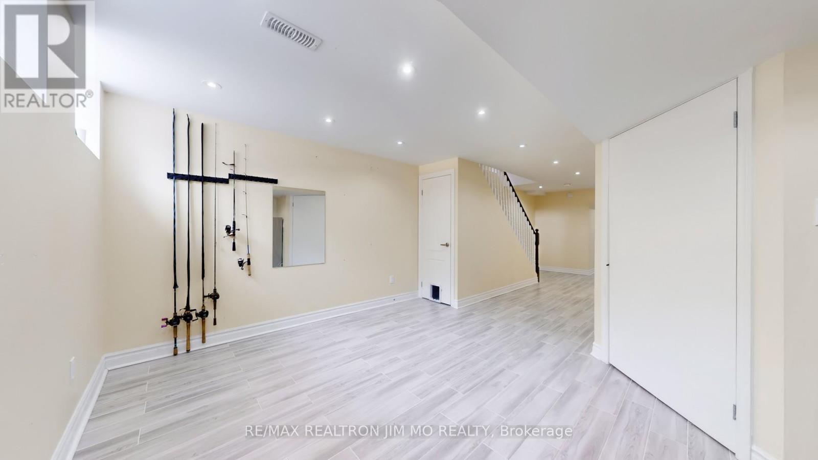 1772 Donald Cousens Parkway, Markham, Ontario  L6B 0V5 - Photo 34 - N12933702