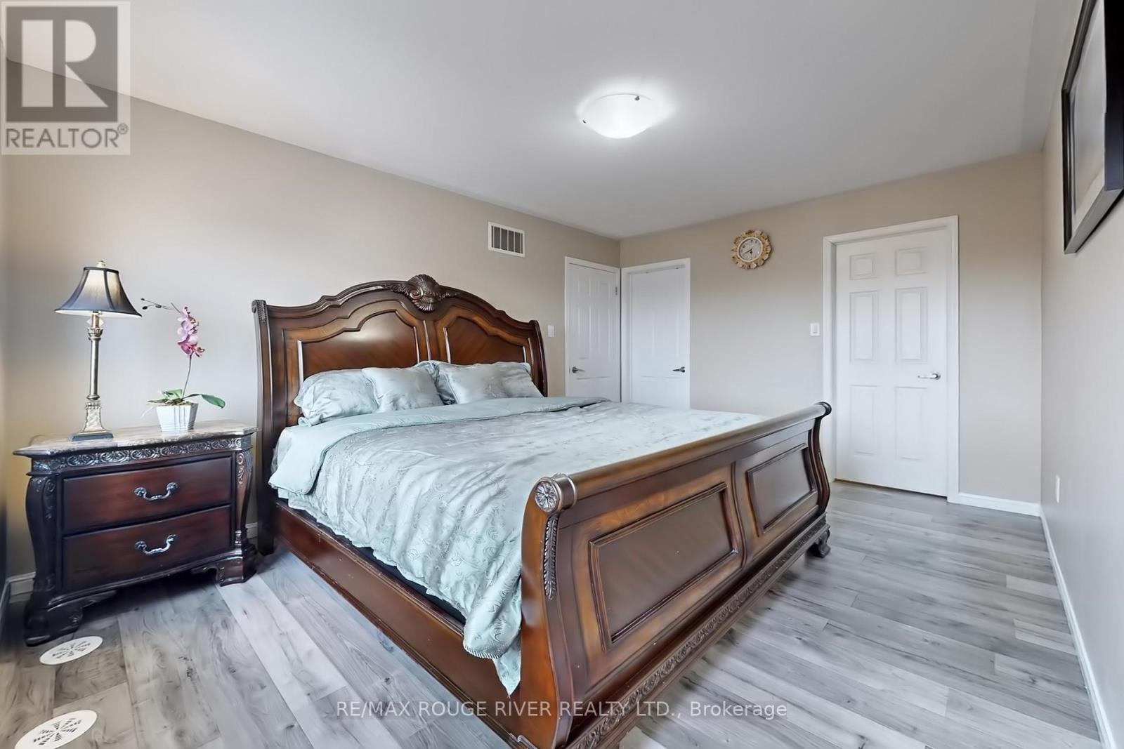 90 Suitor Court, Milton, Ontario  L9T 8R9 - Photo 16 - W12933674