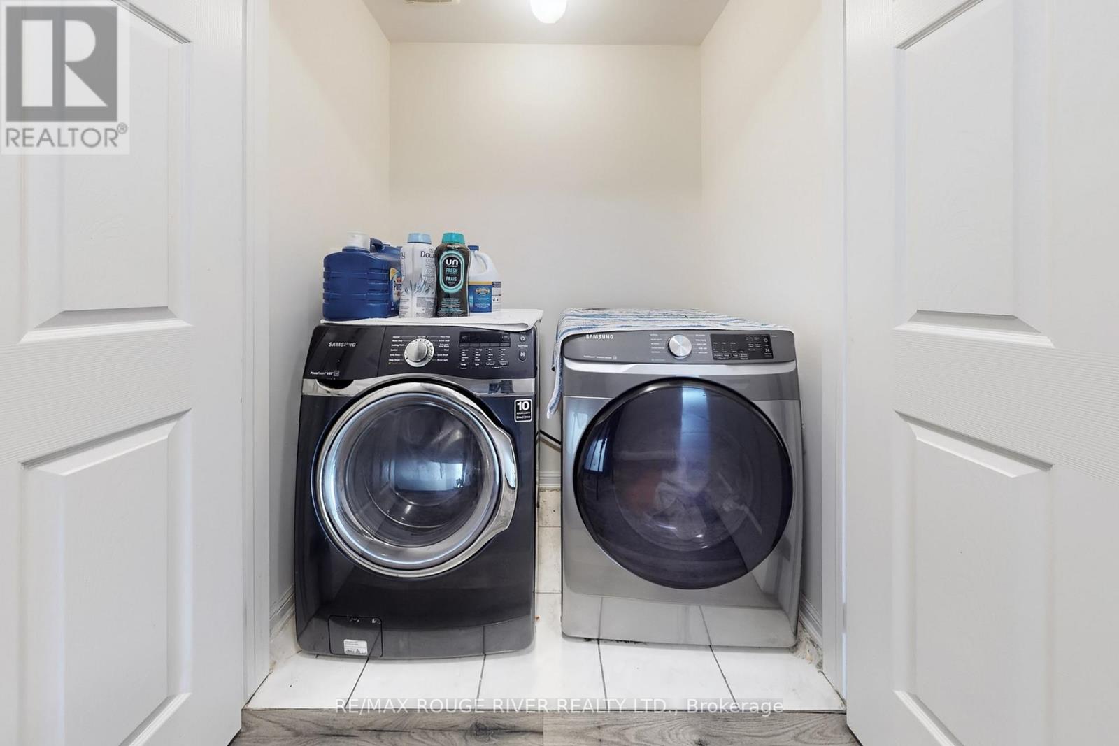 90 Suitor Court, Milton, Ontario  L9T 8R9 - Photo 26 - W12933674