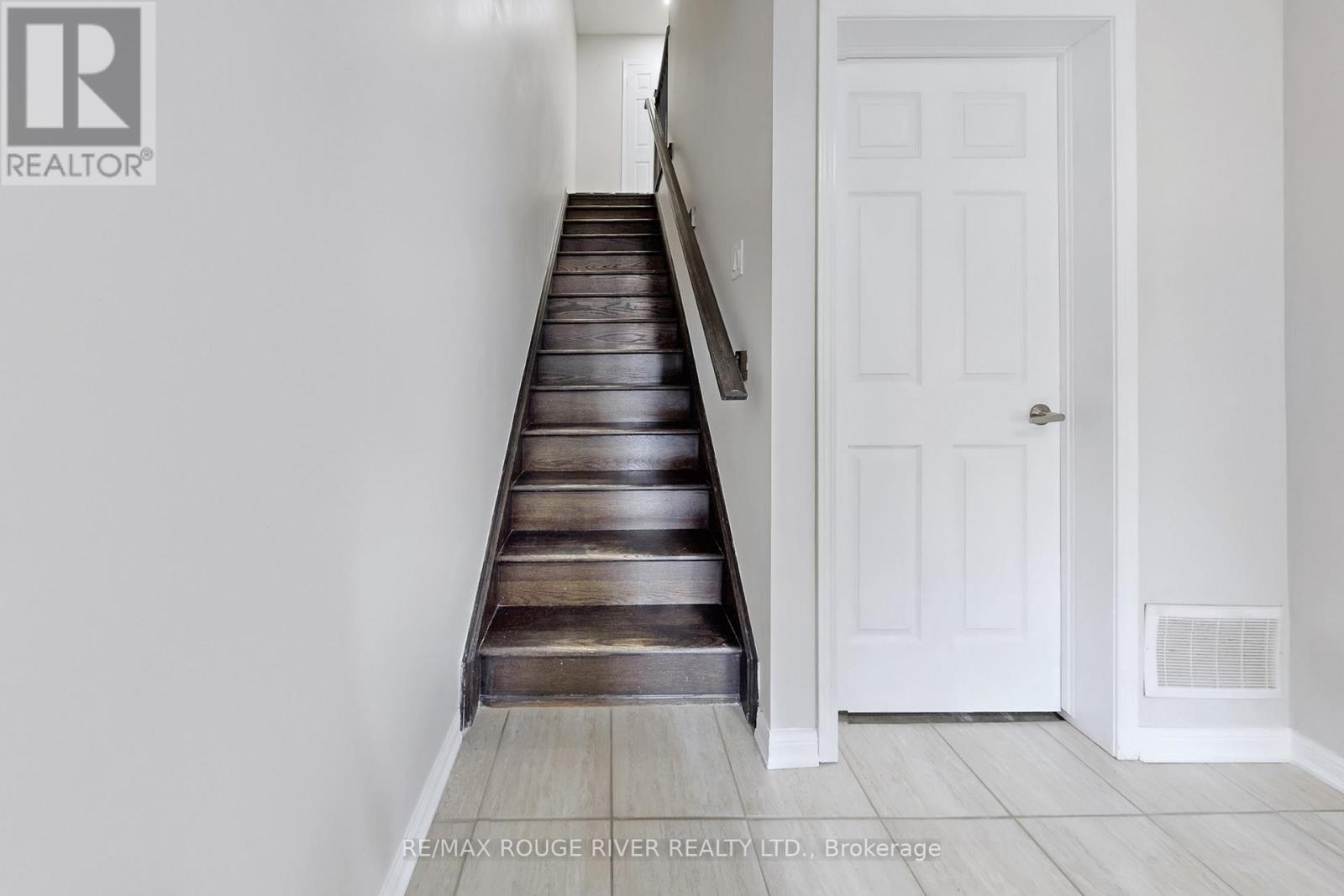 90 Suitor Court, Milton, Ontario  L9T 8R9 - Photo 28 - W12933674