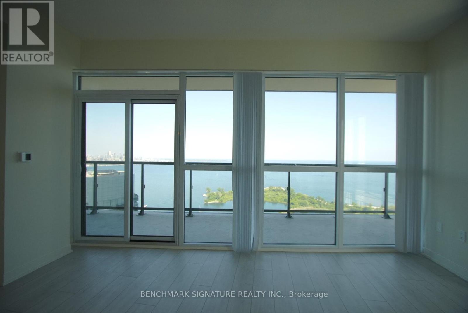 3805 - 38 Annie Craig Drive, Toronto, Ontario  M8V 0G9 - Photo 10 - W12933688