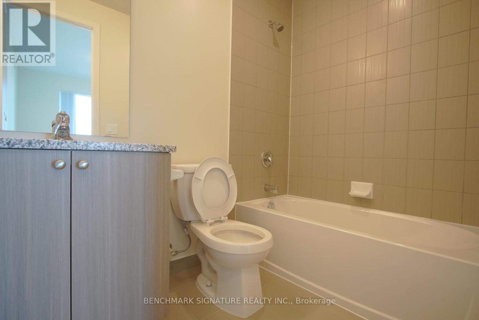 3805 - 38 Annie Craig Drive, Toronto, Ontario  M8V 0G9 - Photo 12 - W12933688