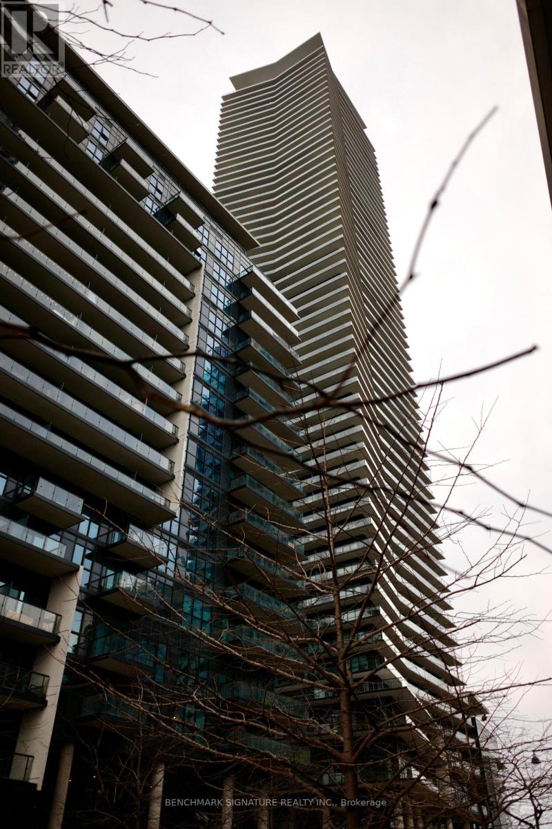 3805 - 38 Annie Craig Drive, Toronto, Ontario  M8V 0G9 - Photo 2 - W12933688