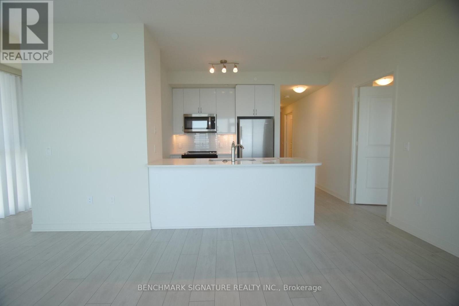 3805 - 38 Annie Craig Drive, Toronto, Ontario  M8V 0G9 - Photo 6 - W12933688