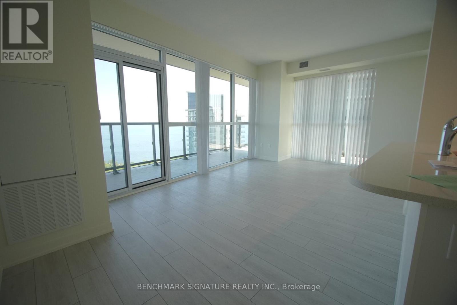 3805 - 38 Annie Craig Drive, Toronto, Ontario  M8V 0G9 - Photo 8 - W12933688