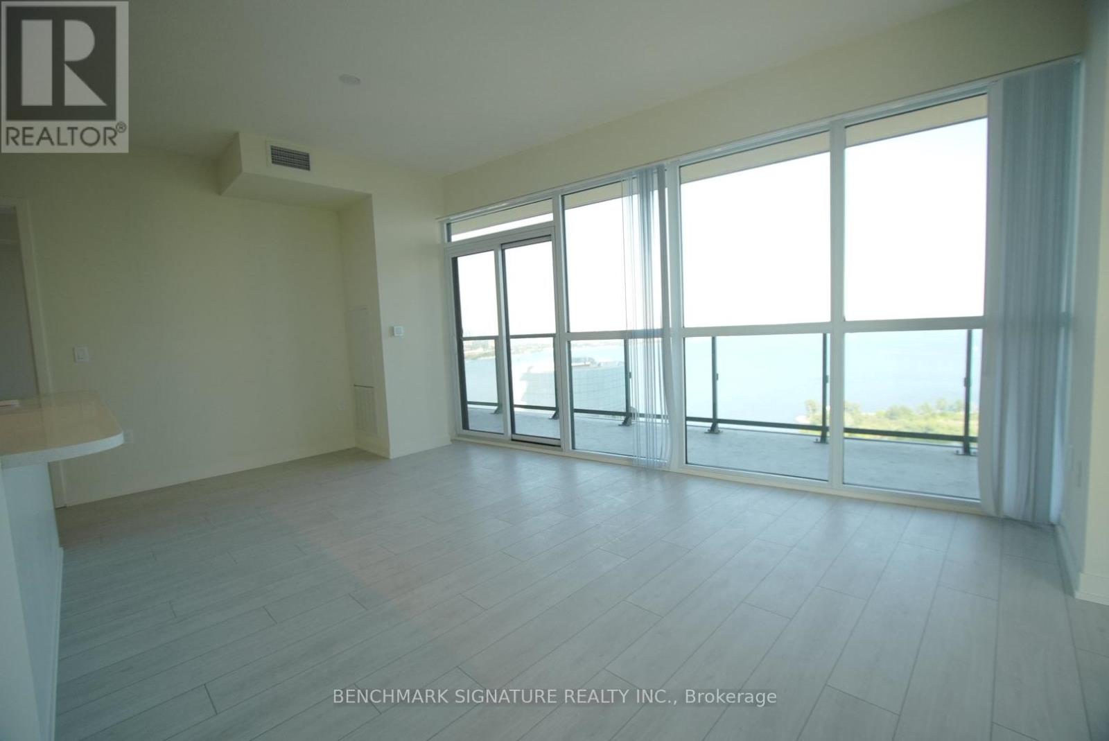 3805 - 38 Annie Craig Drive, Toronto, Ontario  M8V 0G9 - Photo 9 - W12933688