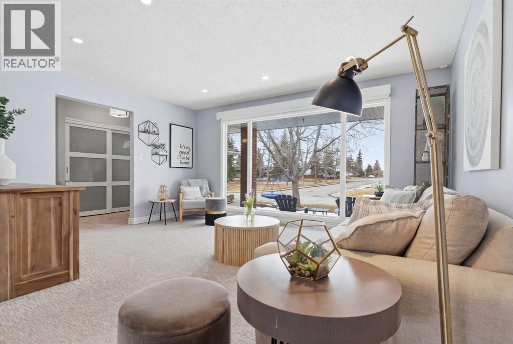 863 Lake Lucerne Drive Se, Calgary, Alberta  T2J 3H6 - Photo 9 - A2295442