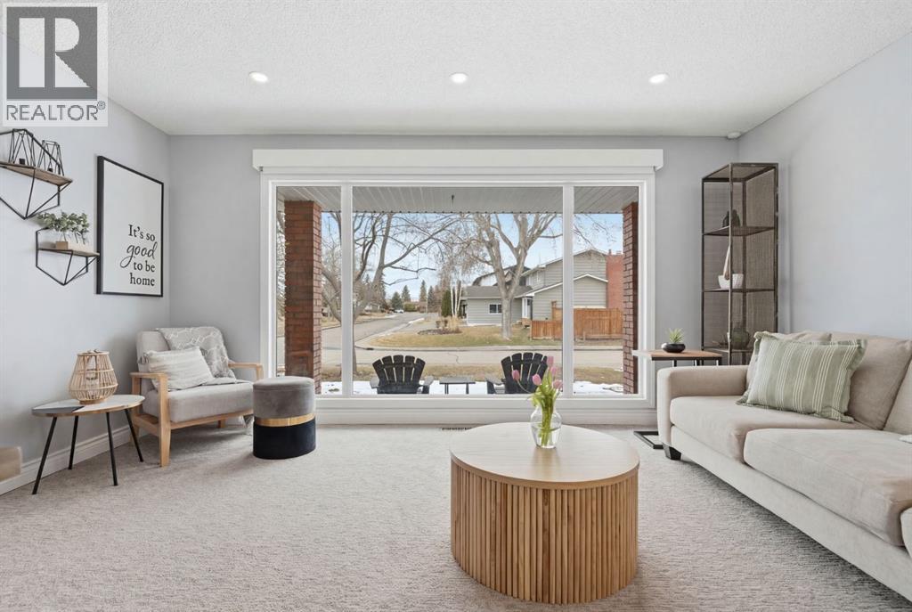 863 Lake Lucerne Drive Se, Calgary, Alberta  T2J 3H6 - Photo 8 - A2295442