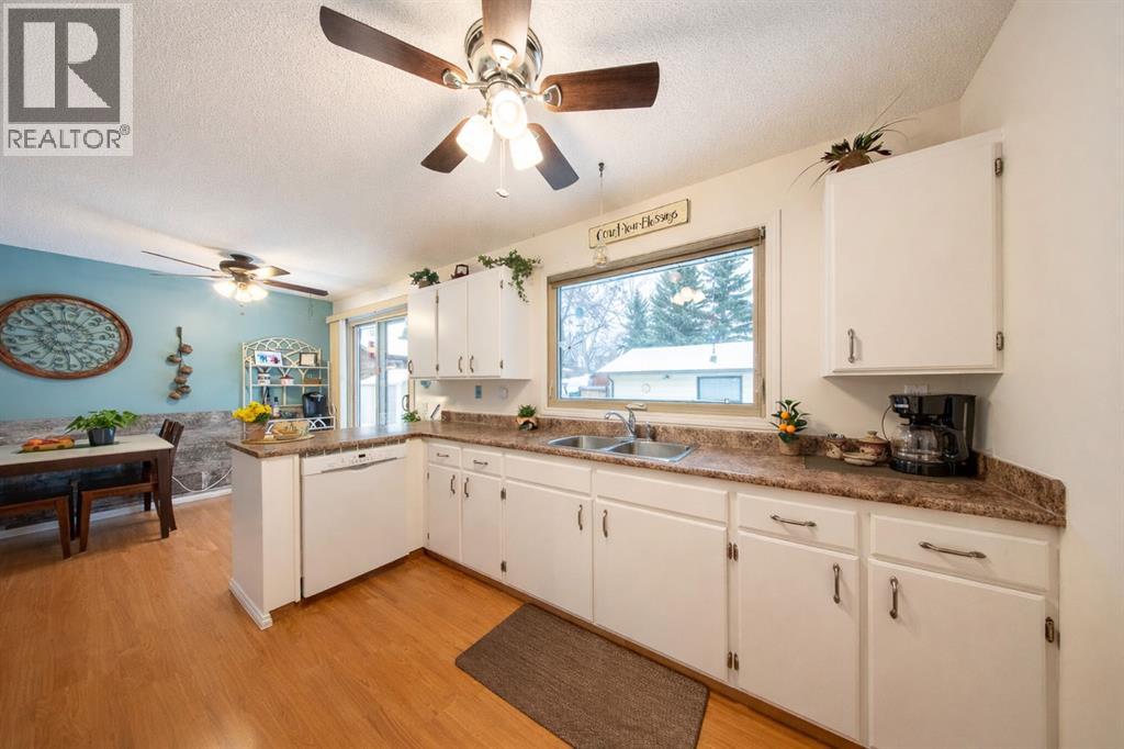 23 Bettenson Street, Red Deer, Alberta  T4R 1J5 - Photo 10 - A2295846