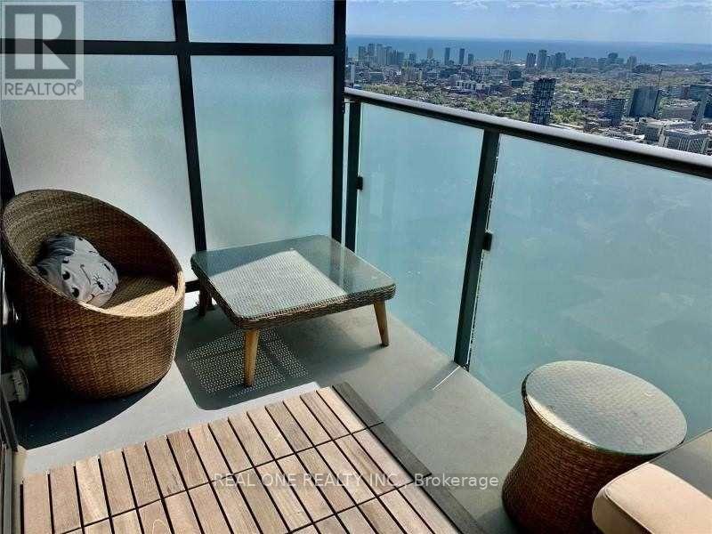 5204 - 1080 Bay Street, Toronto, Ontario  M5S 0A5 - Photo 10 - C12933730