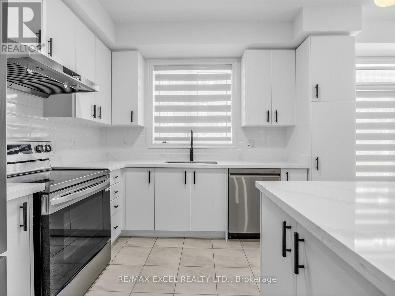 966 Cormorant Path, Pickering, Ontario  L1X 0P5 - Photo 13 - E12933706