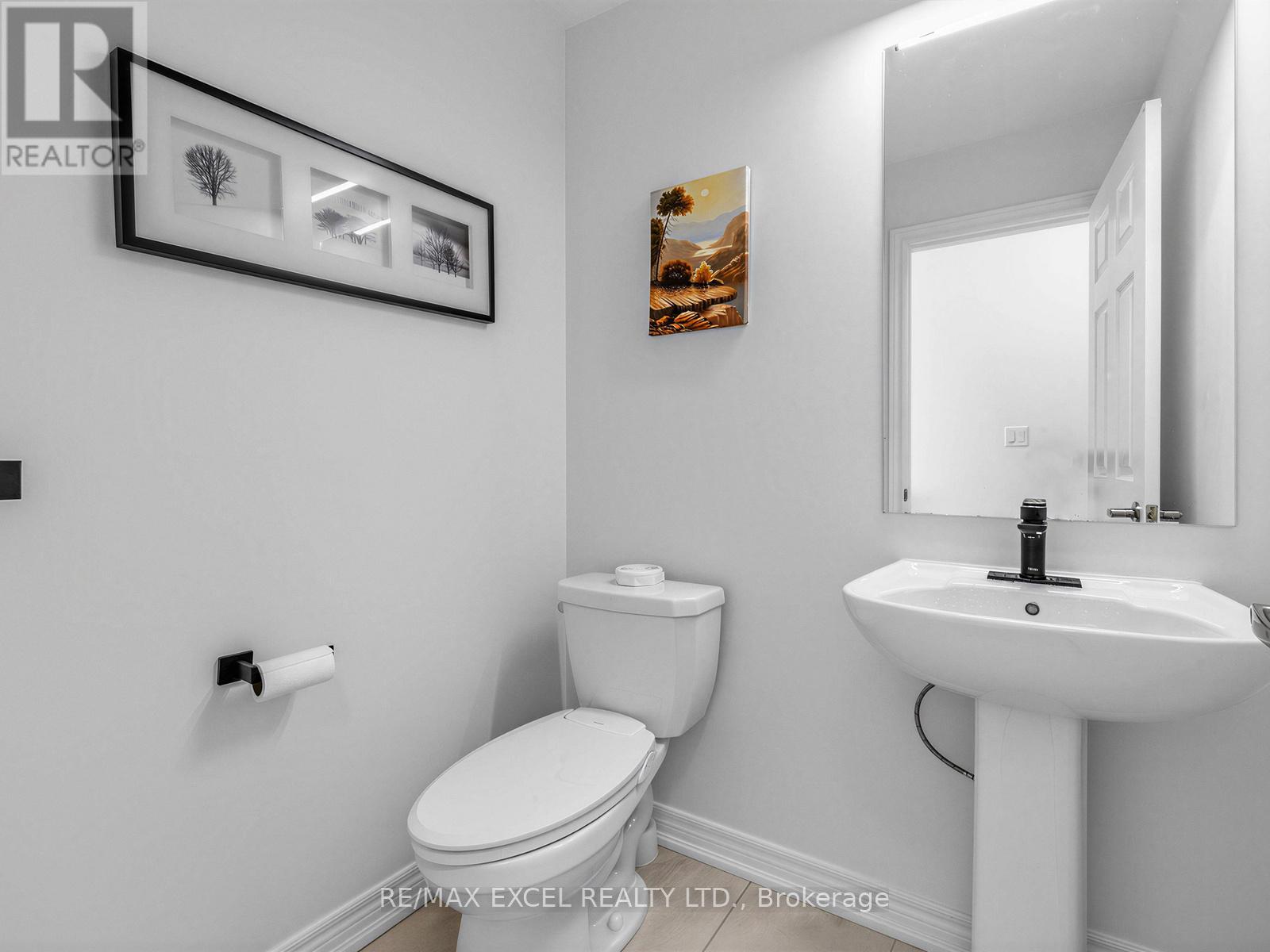 966 Cormorant Path, Pickering, Ontario  L1X 0P5 - Photo 4 - E12933706