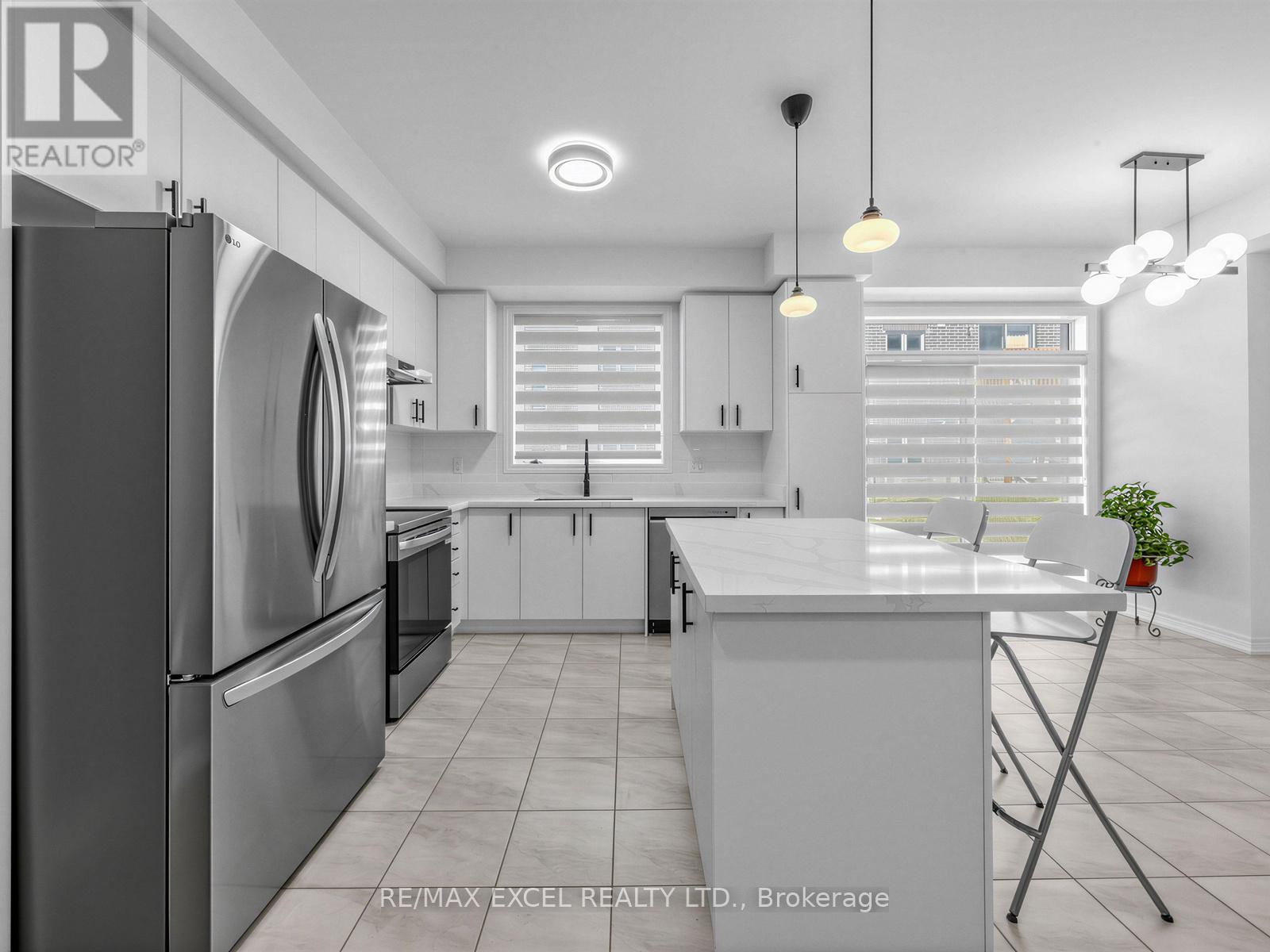 966 Cormorant Path, Pickering, Ontario  L1X 0P5 - Photo 8 - E12933706