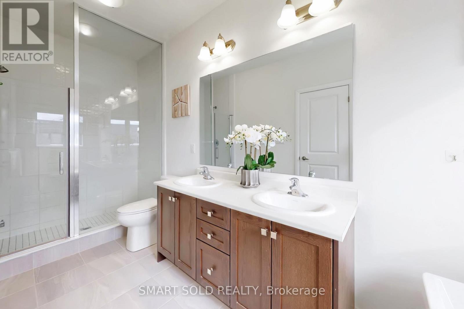 63 Mccague Street, Richmond Hill, Ontario  L4S 0J4 - Photo 17 - N12933756