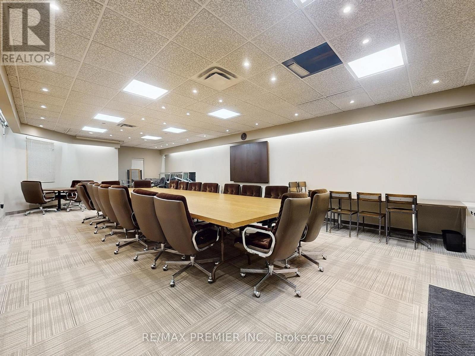 100, 103 - 3390 South Service Road, Burlington, Ontario  L7N 3J5 - Photo 19 - W12933708