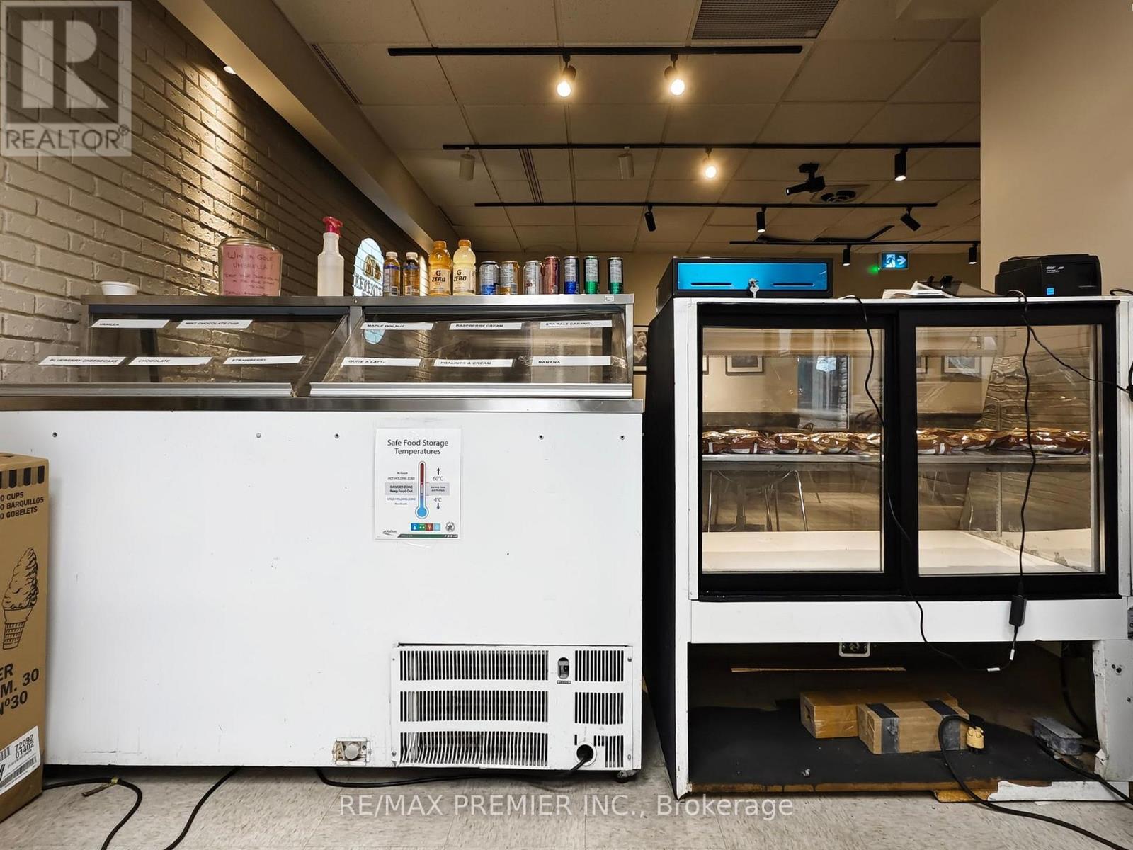 100, 103 - 3390 South Service Road, Burlington, Ontario  L7N 3J5 - Photo 31 - W12933708