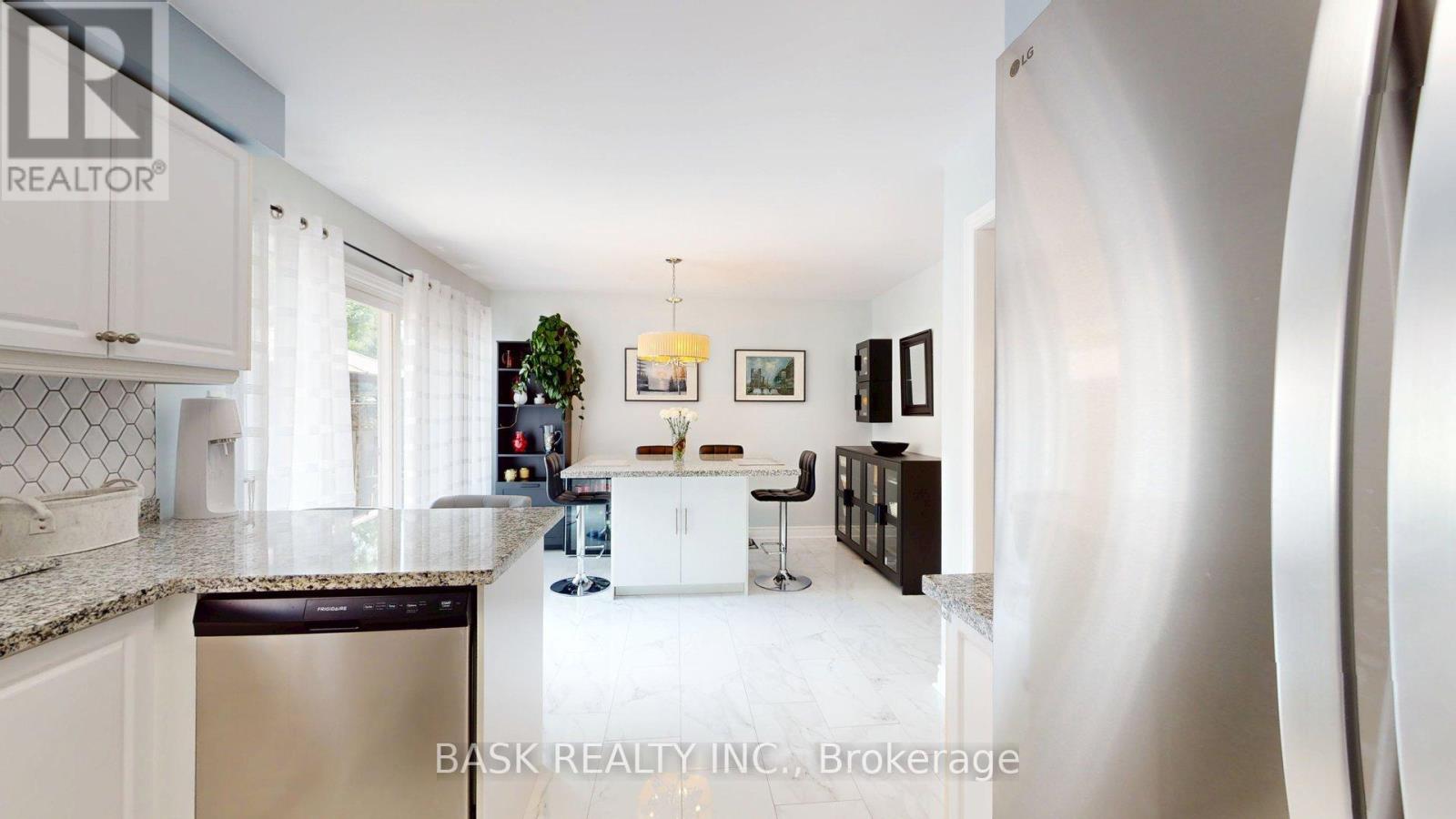 51 Harvest Moon Drive, Caledon, Ontario  L7E 2L2 - Photo 20 - W12933718