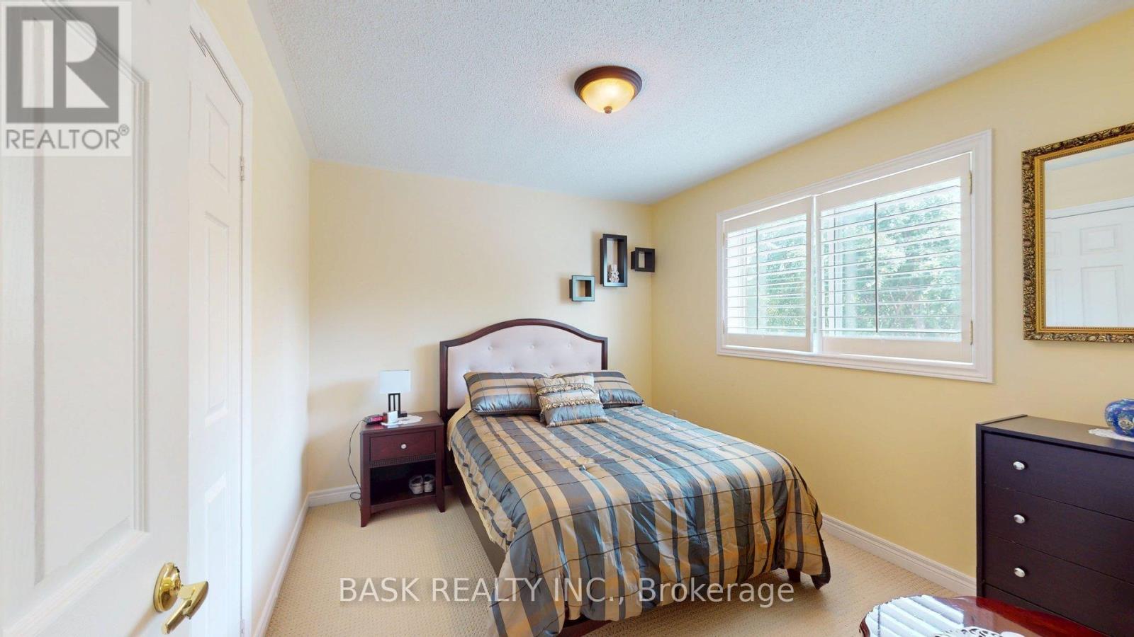 51 Harvest Moon Drive, Caledon, Ontario  L7E 2L2 - Photo 22 - W12933718