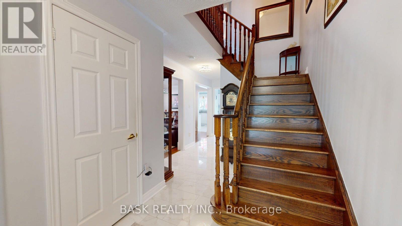 51 Harvest Moon Drive, Caledon, Ontario  L7E 2L2 - Photo 3 - W12933718