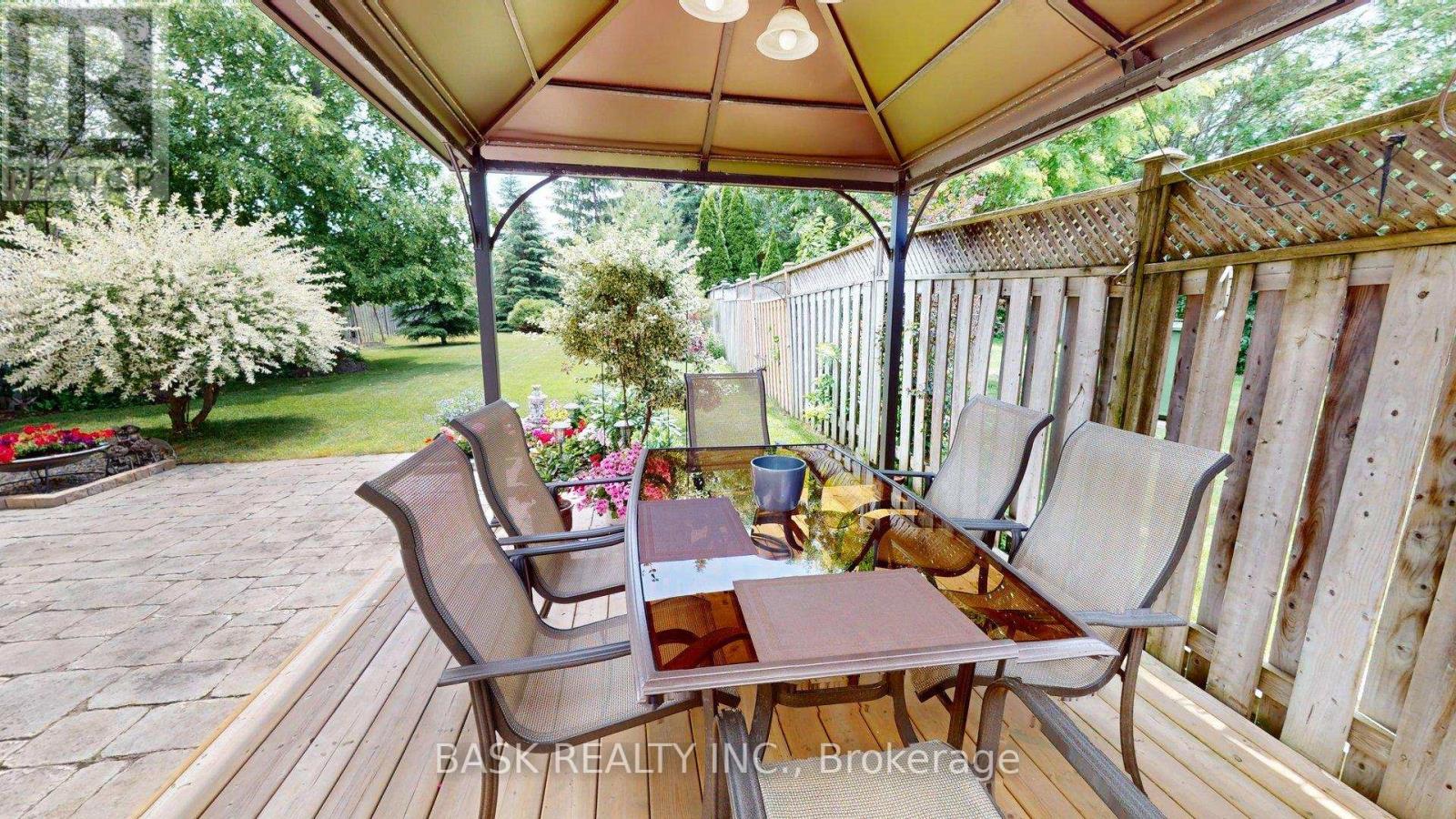 51 Harvest Moon Drive, Caledon, Ontario  L7E 2L2 - Photo 44 - W12933718