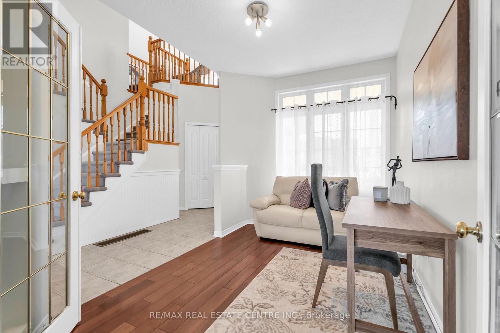 27 Cameron Court, Orangeville, Ontario  L9W 5G8 - Photo 6 - W12933722