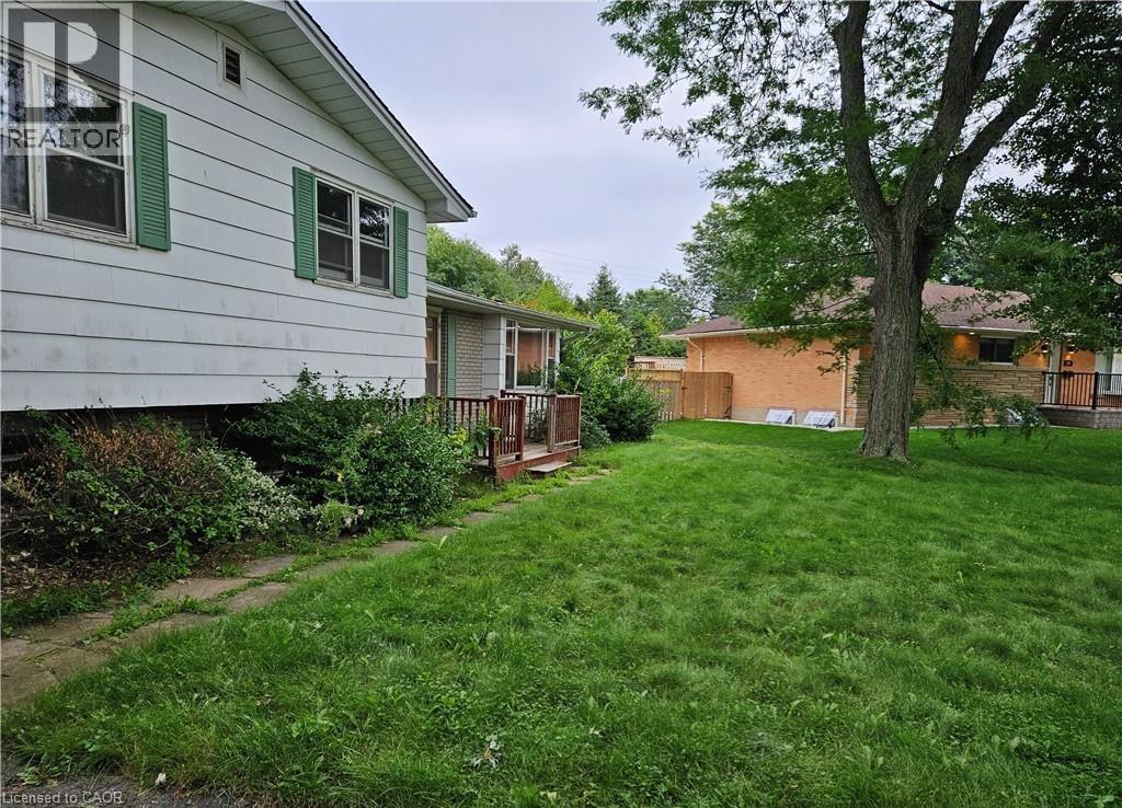 151 Seneca Court, Ancaster, Ontario  L9G 3C1 - Photo 3 - 40815994