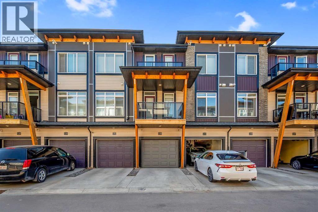 155 Savanna Walk Ne, Calgary, Alberta  T3J 0Y3 - Photo 3 - A2288650