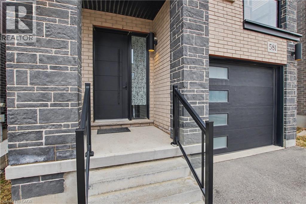 581 Benninger Drive, Kitchener, Ontario  N2E 0H8 - Photo 3 - 40815978