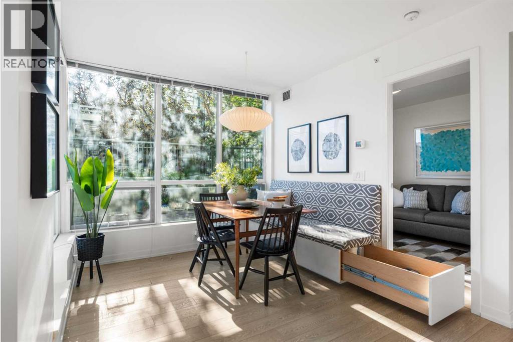 102, 128 2 Street Sw, Calgary, Alberta  T2P 0S7 - Photo 3 - A2295856