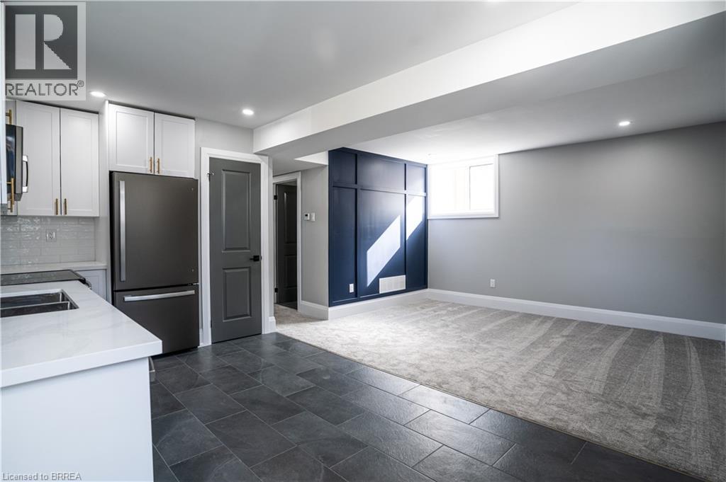 309 Nelson Street Unit# 3, Brantford, Ontario  N3S 4E2 - Photo 3 - 40815317