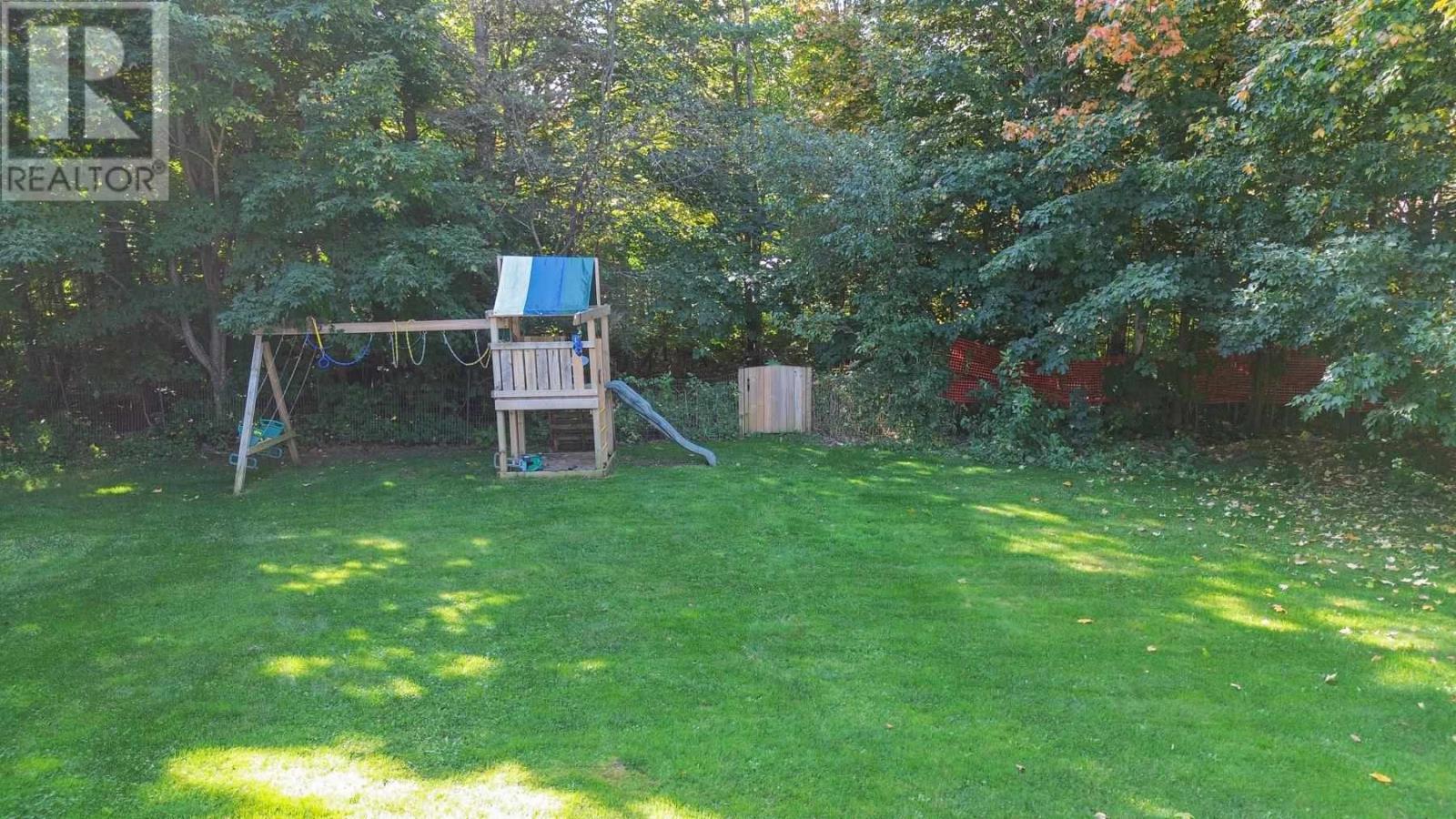 797 Fifth Lin E, Sault Ste. Marie, Ontario  P6A 6J8 - Photo 45 - SM260039