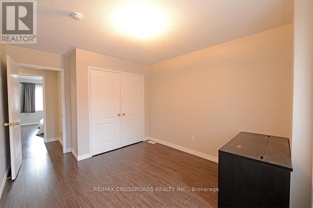 48 Ayhart Street, Markham, Ontario  L6E 1H4 - Photo 17 - N12932806