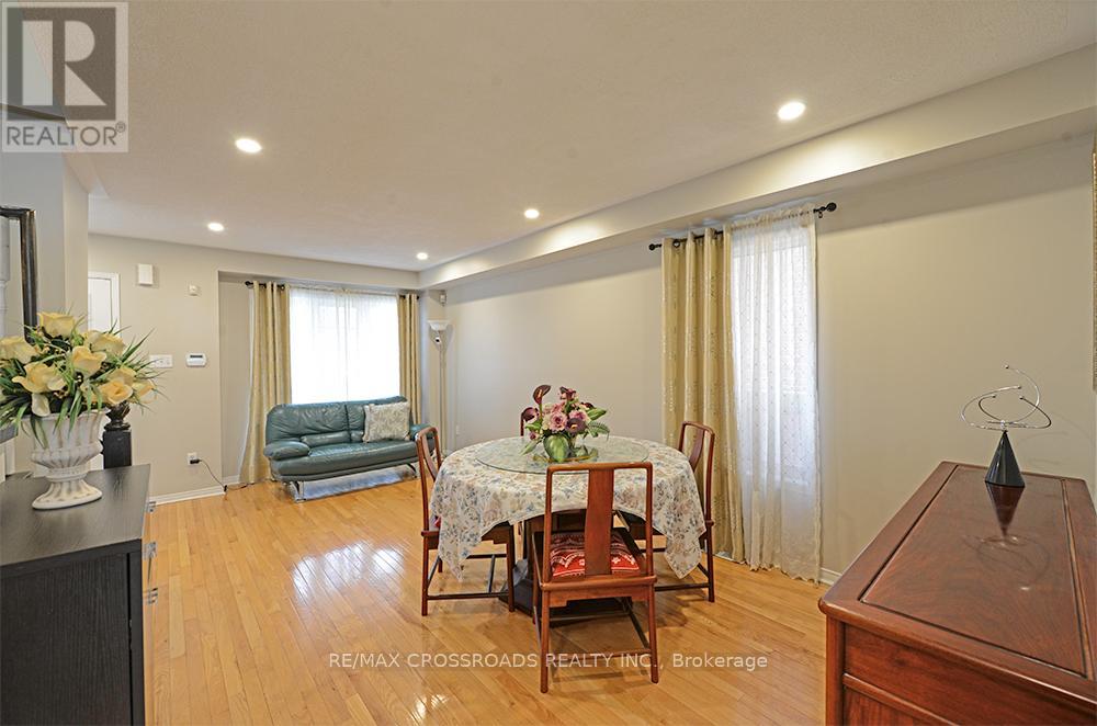 48 Ayhart Street, Markham, Ontario  L6E 1H4 - Photo 2 - N12932806