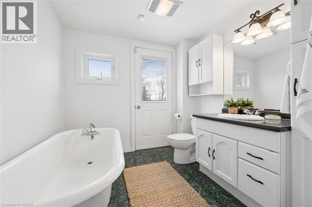 635 Lawrence Street, Cambridge, Ontario  N3H 2M8 - Photo 25 - 40814863