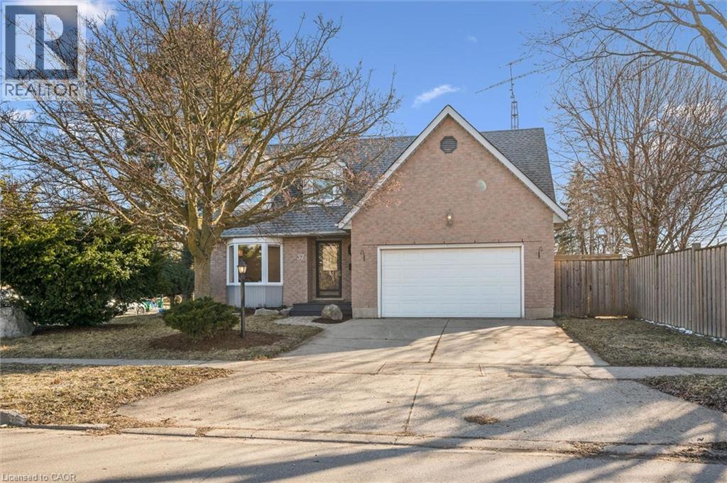 37 Enfield Drive, Cambridge, Ontario  N1P 1A5 - Photo 2 - 40814816
