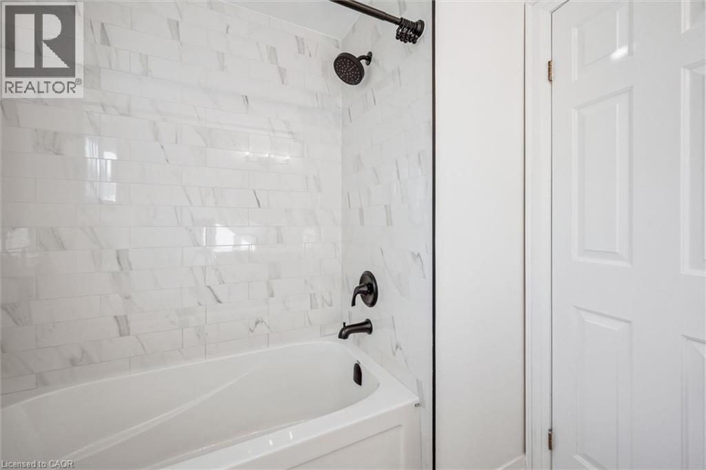 37 Enfield Drive, Cambridge, Ontario  N1P 1A5 - Photo 23 - 40814816