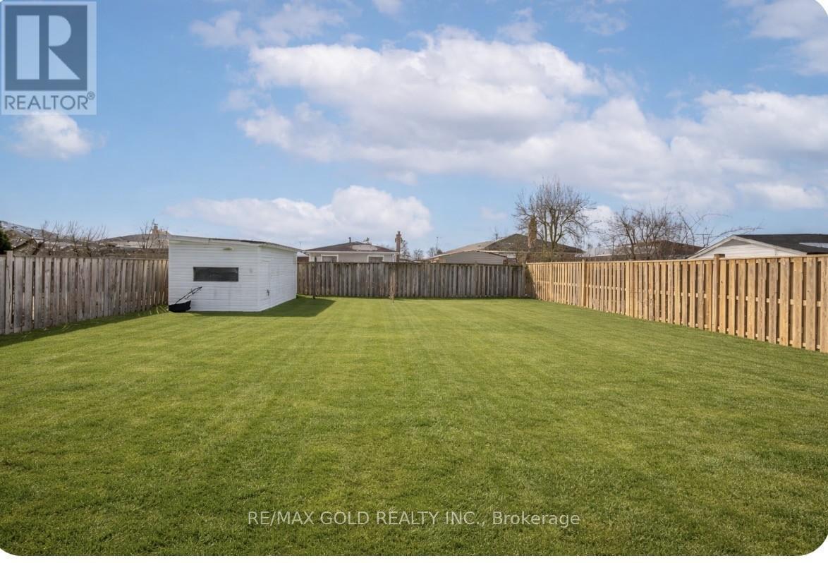 7258 Vernor Drive, Mississauga, Ontario  L4T 2P4 - Photo 36 - W12933084