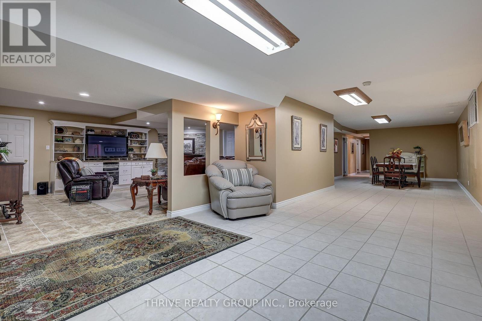 25034 Melbourne Road, Strathroy-Caradoc, Ontario  N7G 3H5 - Photo 38 - X12933788