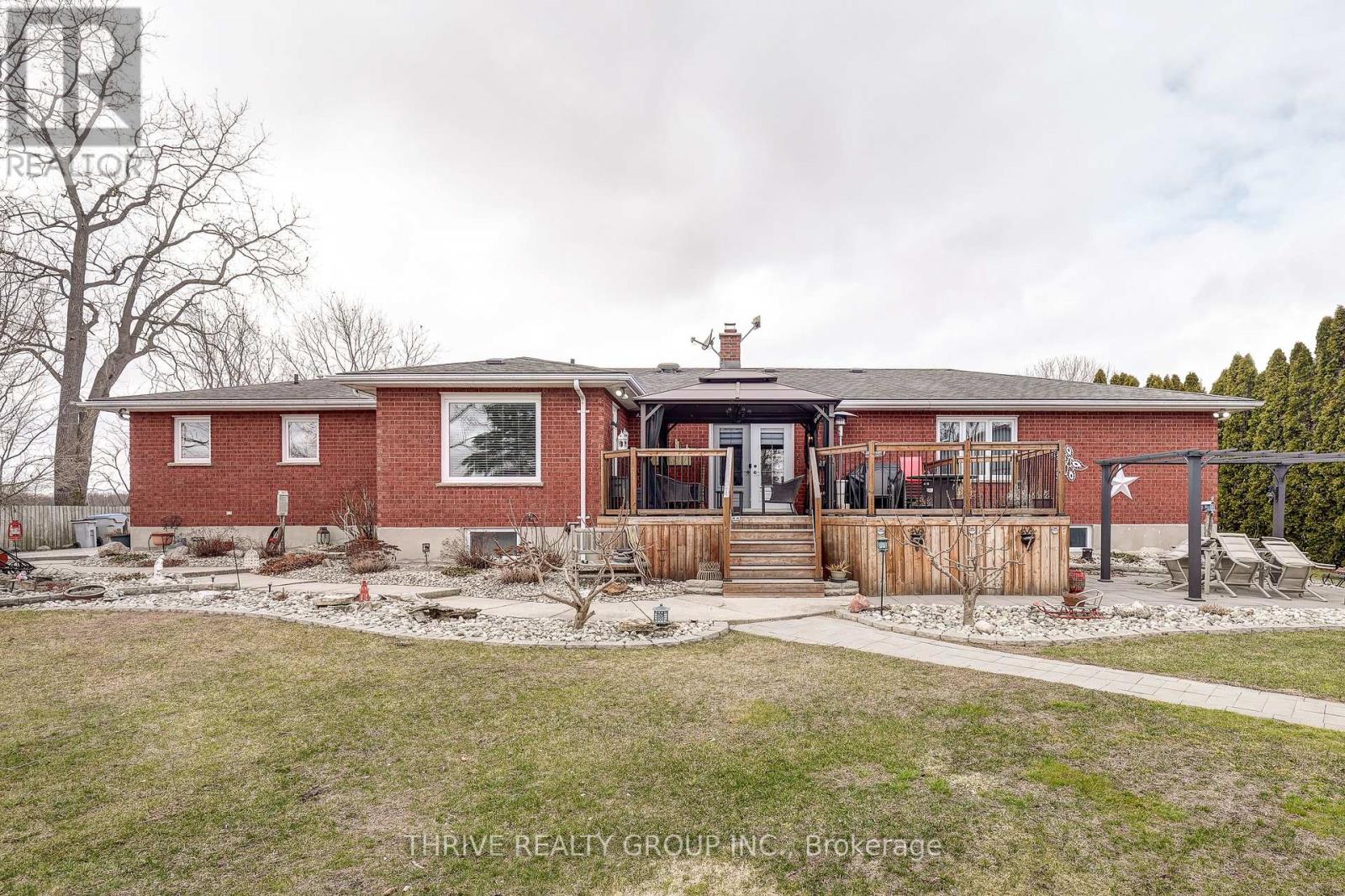 25034 Melbourne Road, Strathroy-Caradoc, Ontario  N7G 3H5 - Photo 42 - X12933788