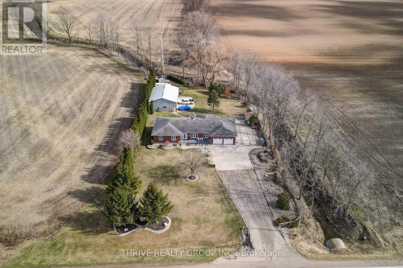 25034 Melbourne Road, Strathroy-Caradoc, Ontario  N7G 3H5 - Photo 47 - X12933788