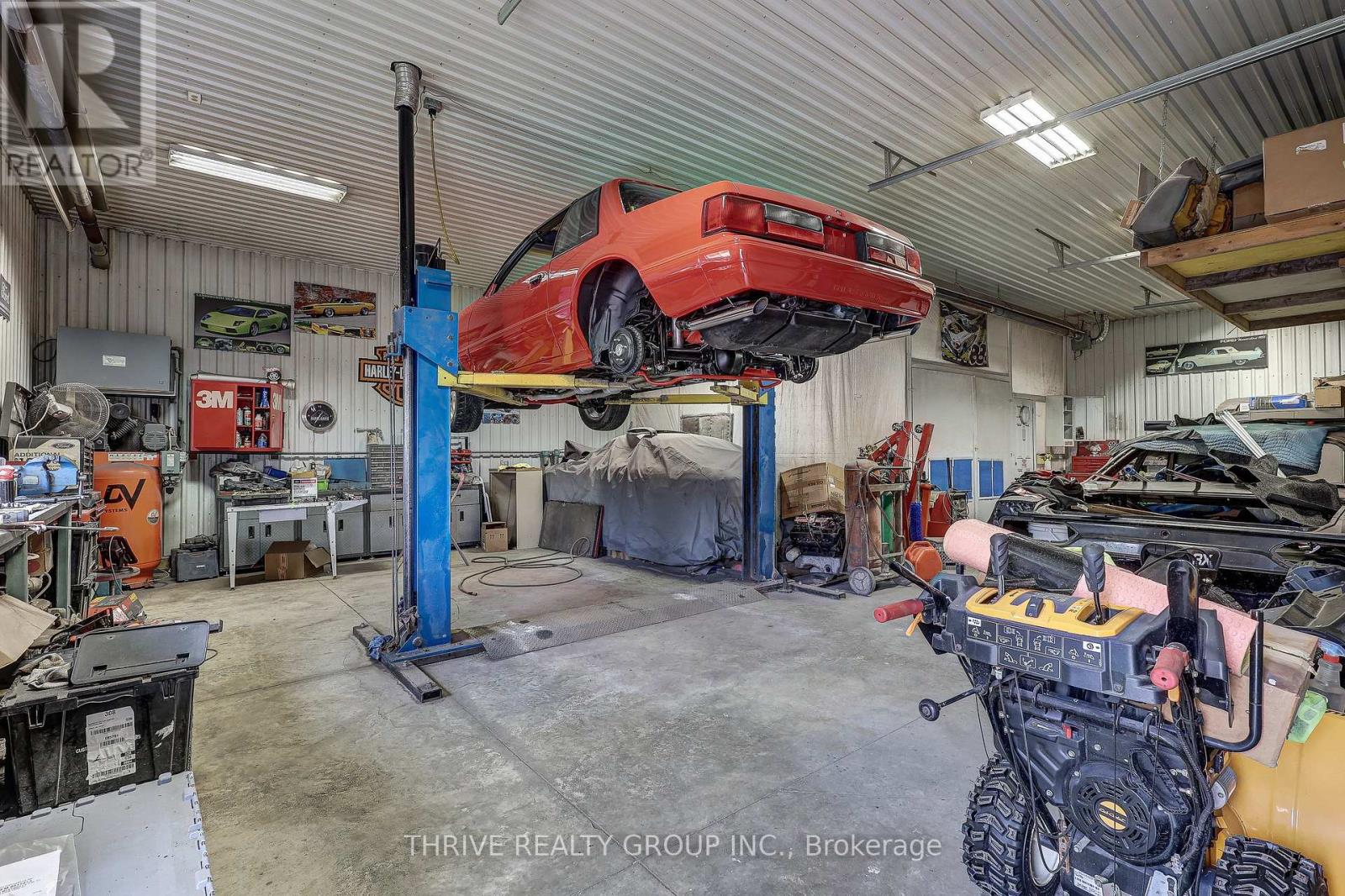 25034 Melbourne Road, Strathroy-Caradoc, Ontario  N7G 3H5 - Photo 50 - X12933788