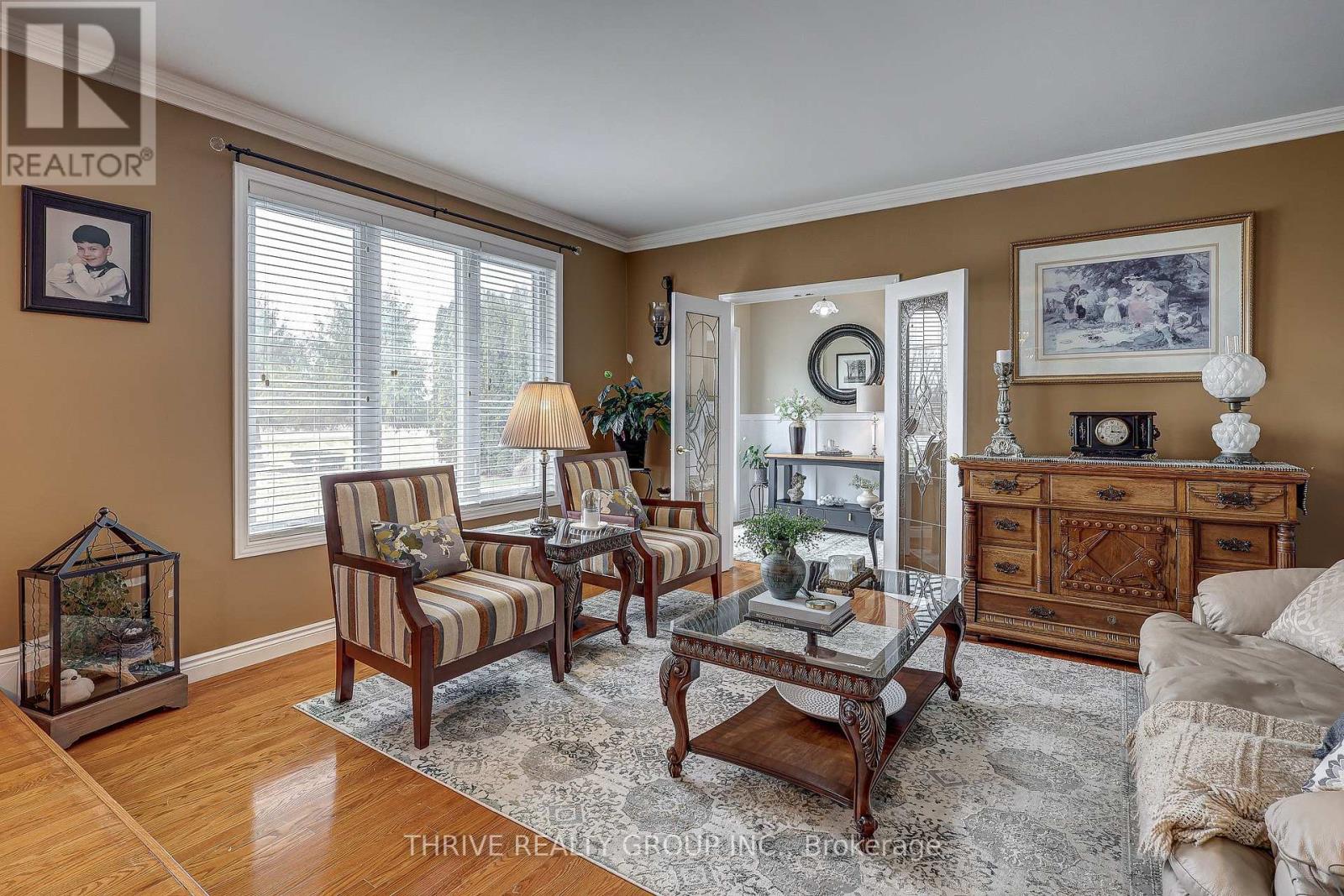 25034 Melbourne Road, Strathroy-Caradoc, Ontario  N7G 3H5 - Photo 6 - X12933788