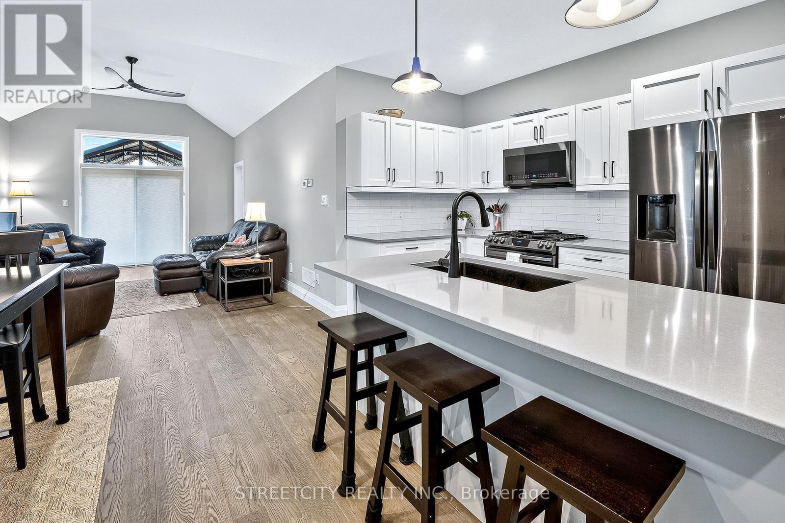 56 Compress Trail, Central Elgin, Ontario  L5G 4T8 - Photo 7 - X12933814