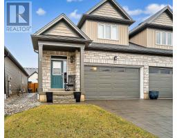 56 COMPASS TRAIL, Central Elgin, Ontario