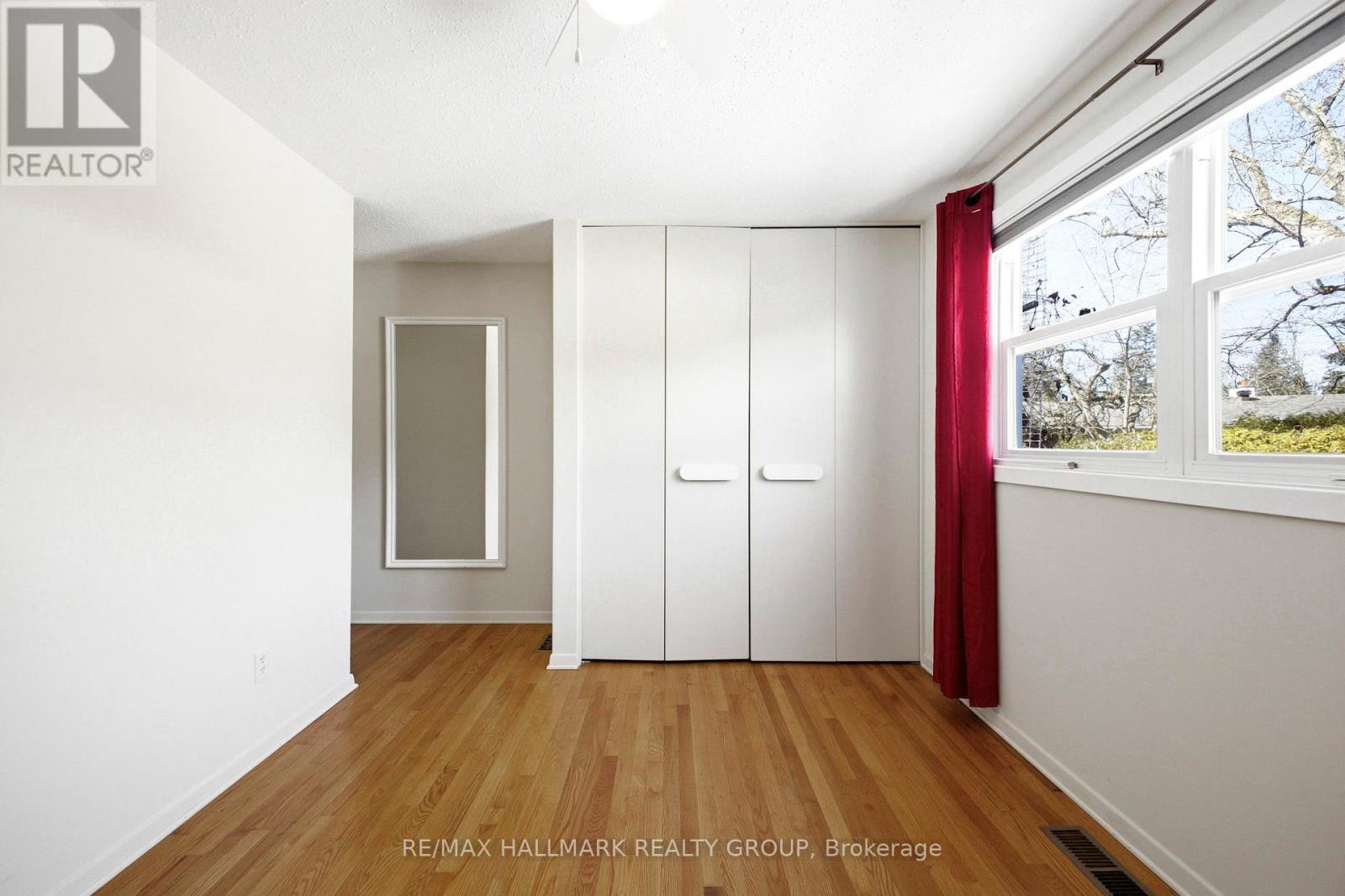 59 Ashgrove Crescent, Ottawa, Ontario  K2G 0S8 - Photo 20 - X12933830