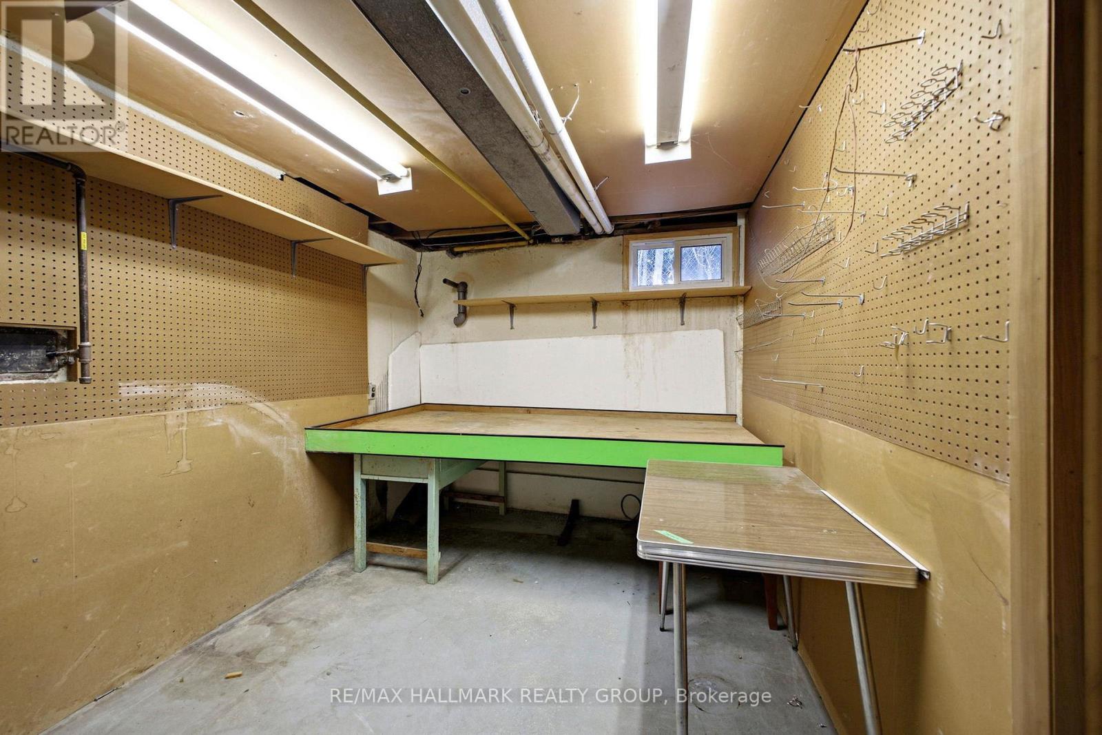 59 Ashgrove Crescent, Ottawa, Ontario  K2G 0S8 - Photo 28 - X12933830