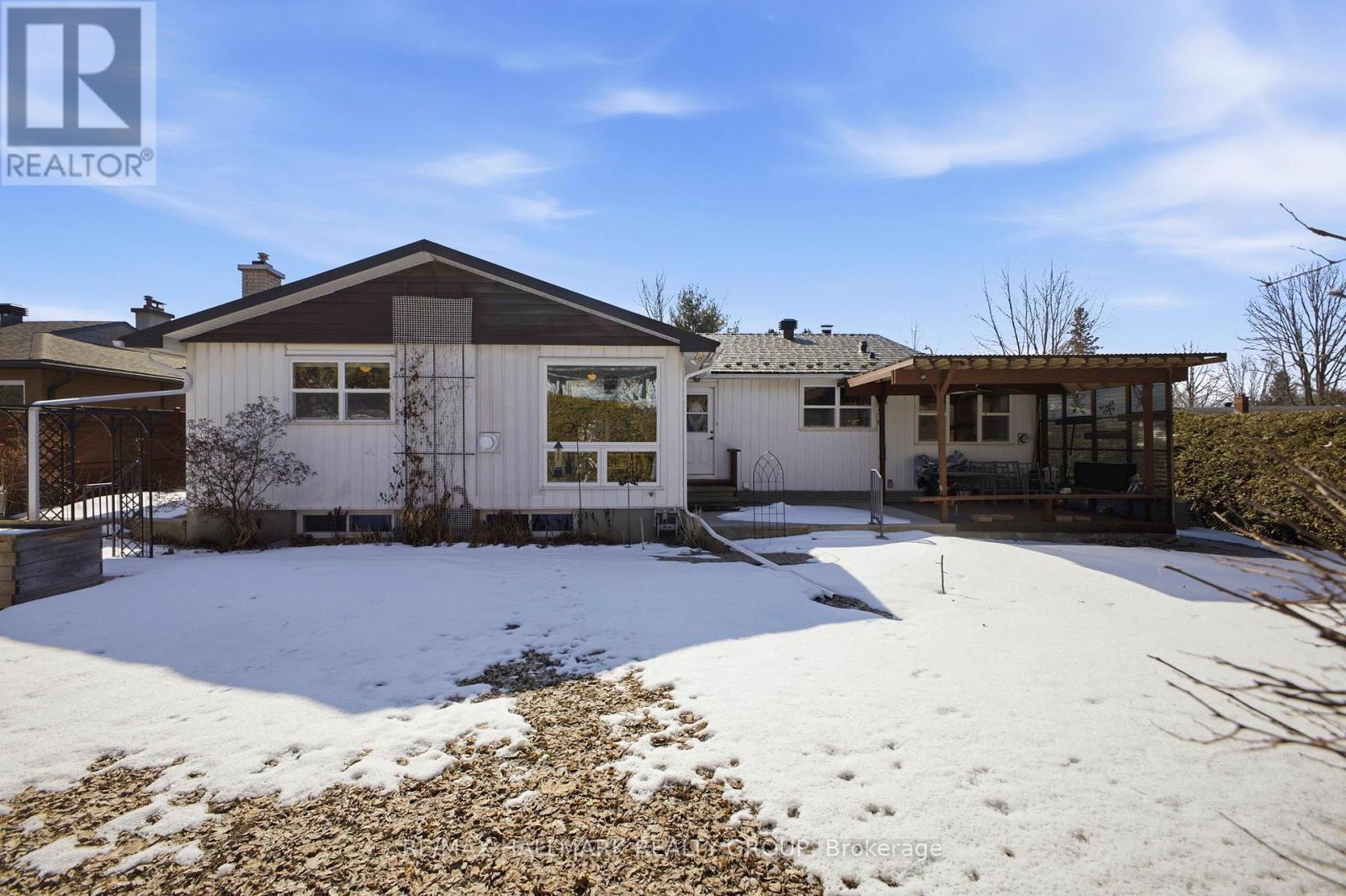 59 Ashgrove Crescent, Ottawa, Ontario  K2G 0S8 - Photo 33 - X12933830